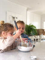 Load image into Gallery viewer, Make Your Own Bath Bombs Kit